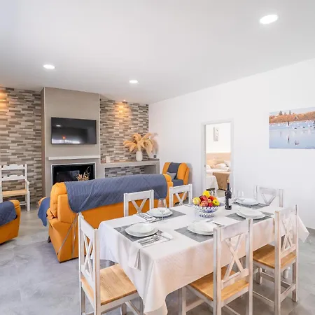 Holiday home Gordito La Lantejuela